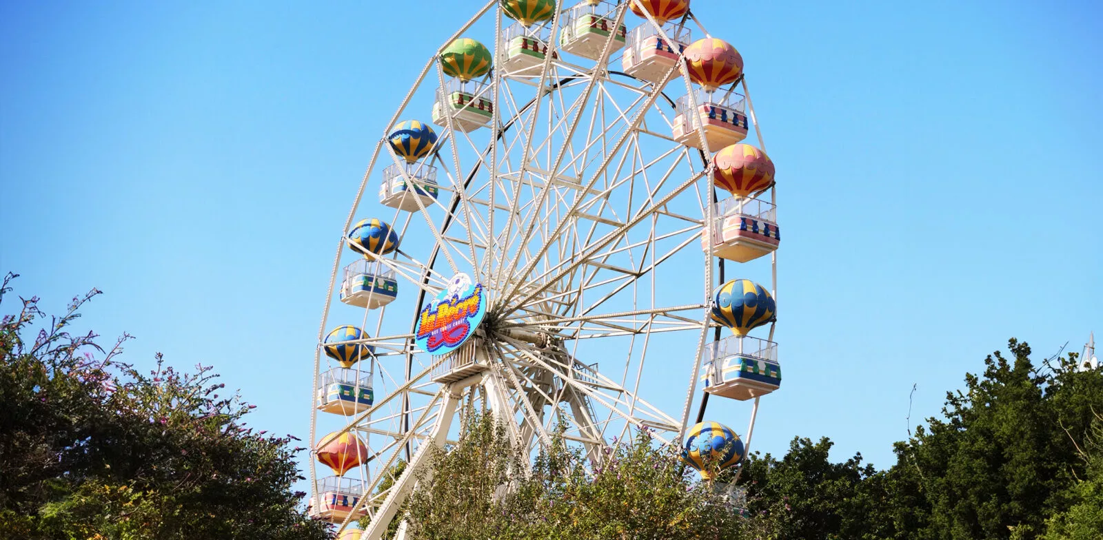 Grande roue à la Récré des 3 Curés