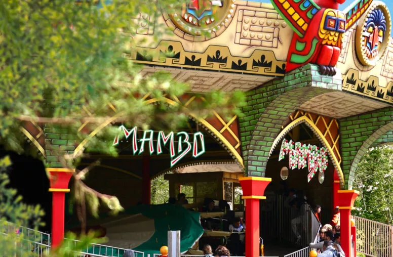 Attraction le mambo la Récré des 3 Curés