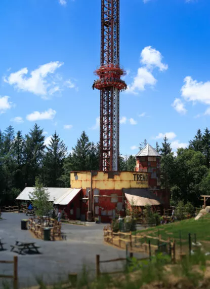 Tour de chute attraction la Récré