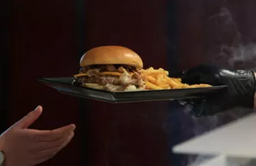 Burger fait maison Brest à la Récré des 3 Curés