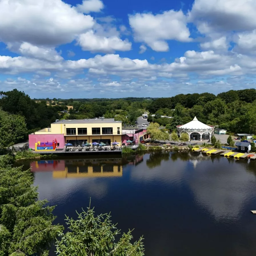 Restaurant / Bar / spectacles L'Expo à la Récré des 3 Curés