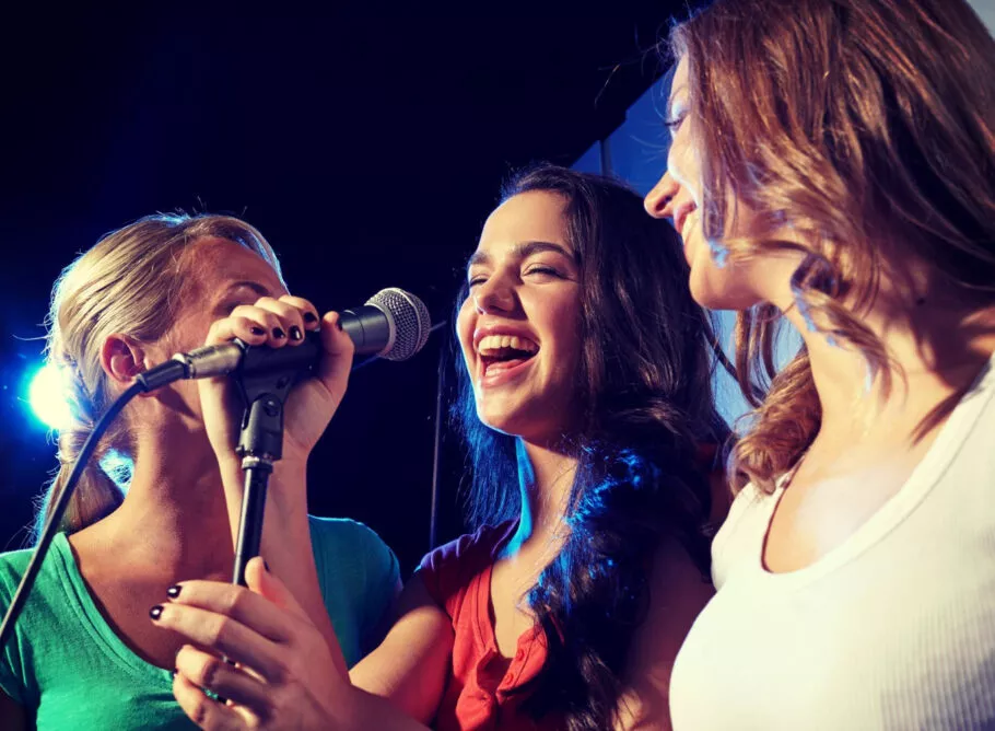 Soirées, concerts et animations au restaurant l'Expo, la Récré des 3 Curés