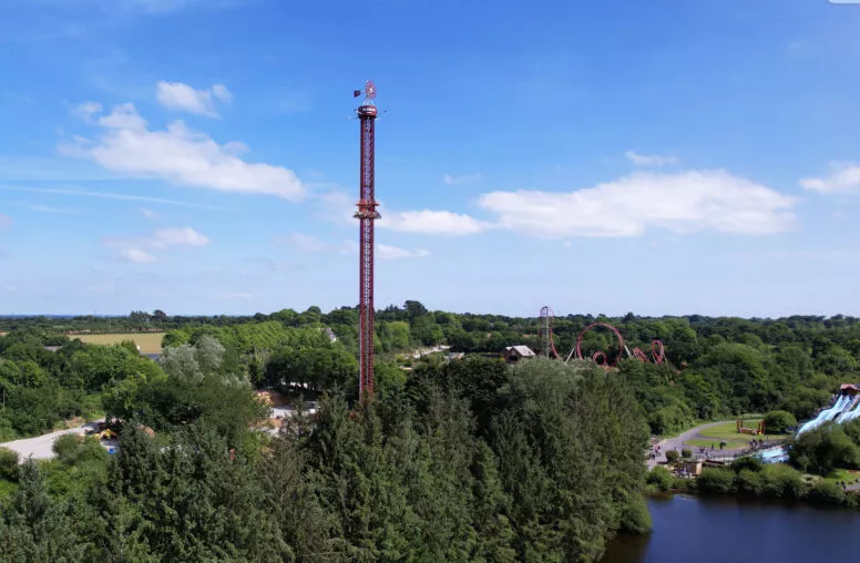 Le plus grand parc d'attractions de Bretagne avec plus de 50 activités pour toute la famille.
