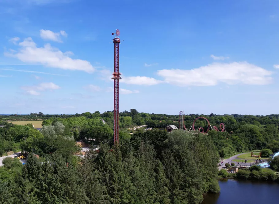 Le plus grand parc d'attractions de Bretagne avec plus de 50 activités pour toute la famille.
